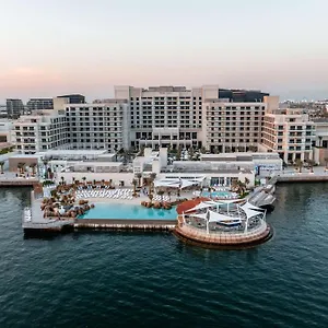 5* Semesteranläggning (resort) Hilton Yas Island
