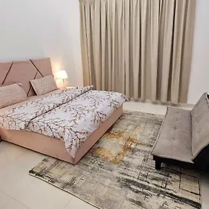 Deluxe In Near Airport Homestay Dubai